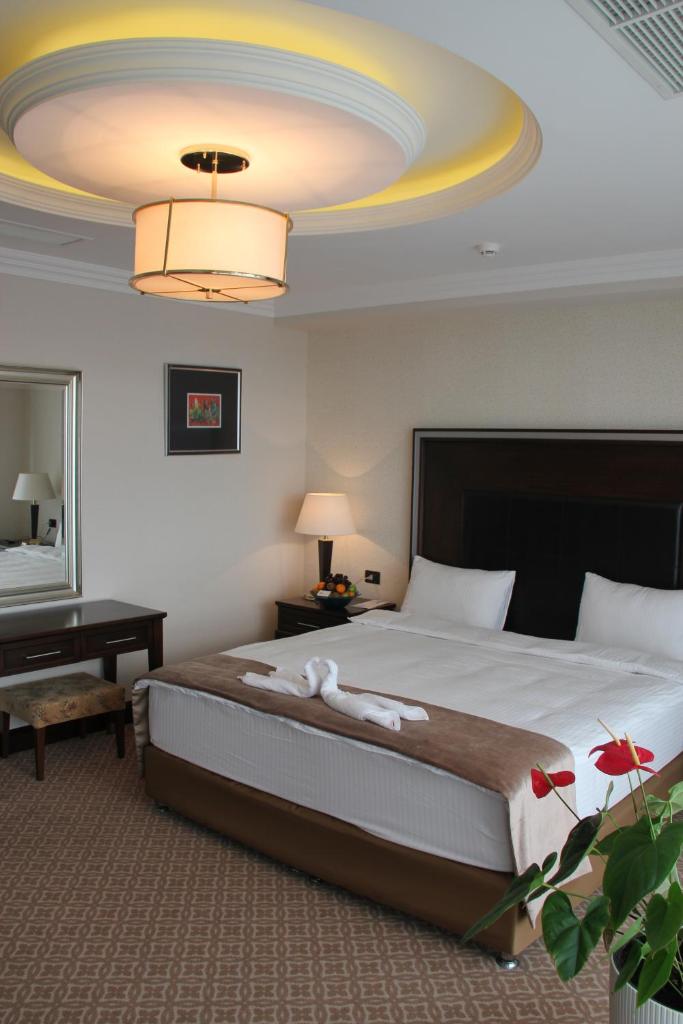 Chinar hotel Naftalan | Suite | Двухкомнатный Люкс