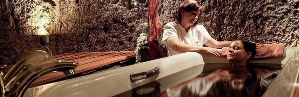 Цены на лечение в Нафталане 2026: Сводная таблица и Полный обзор санаториев