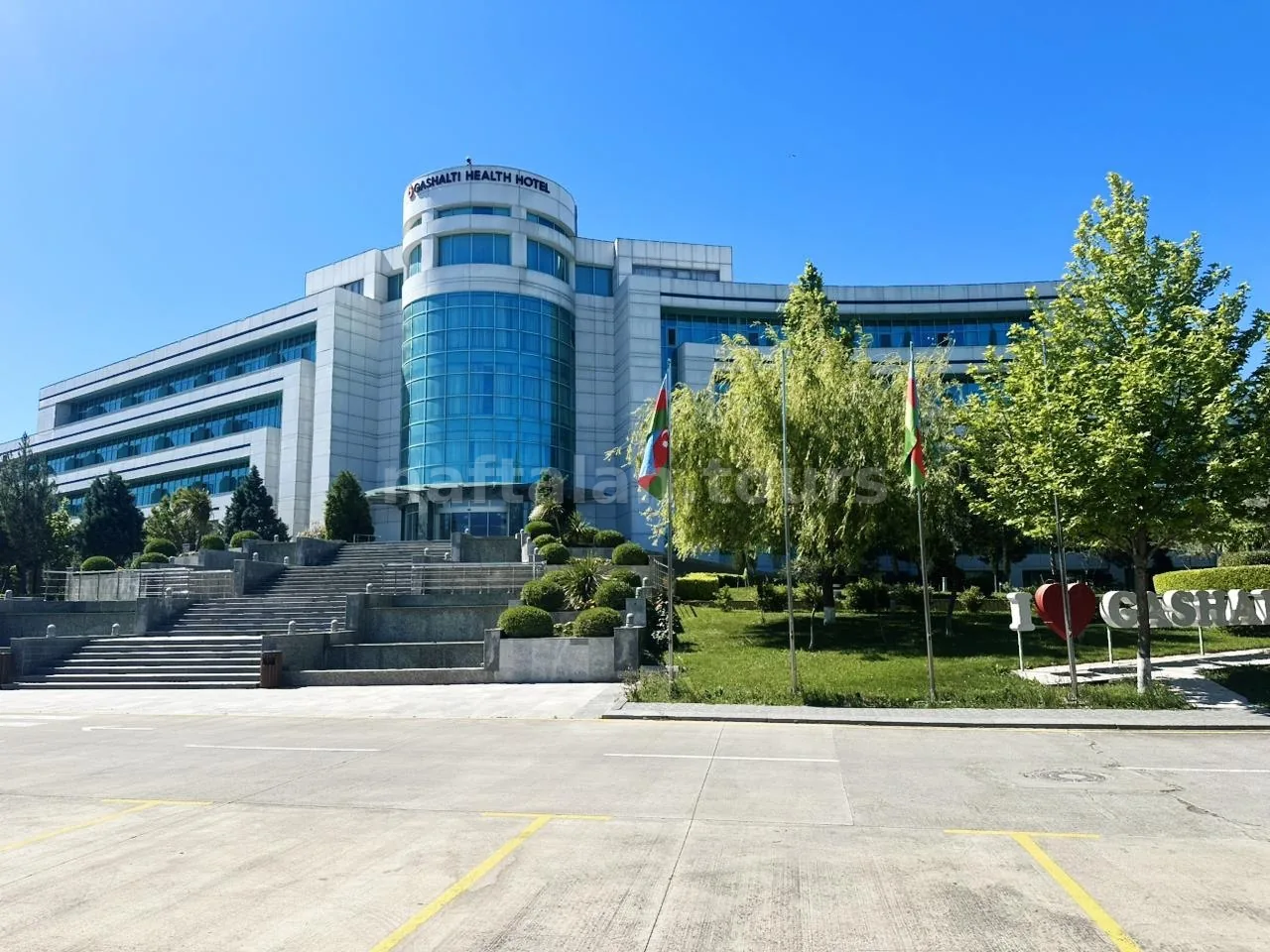 Gashalti Health Hotel Naftalan, фасад